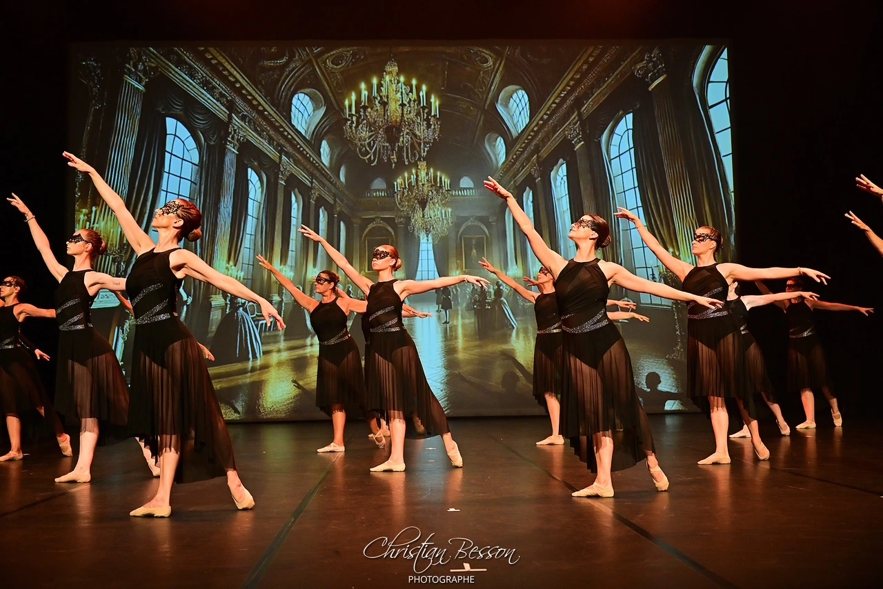 Cercle de pointes - élèves de danse classique.